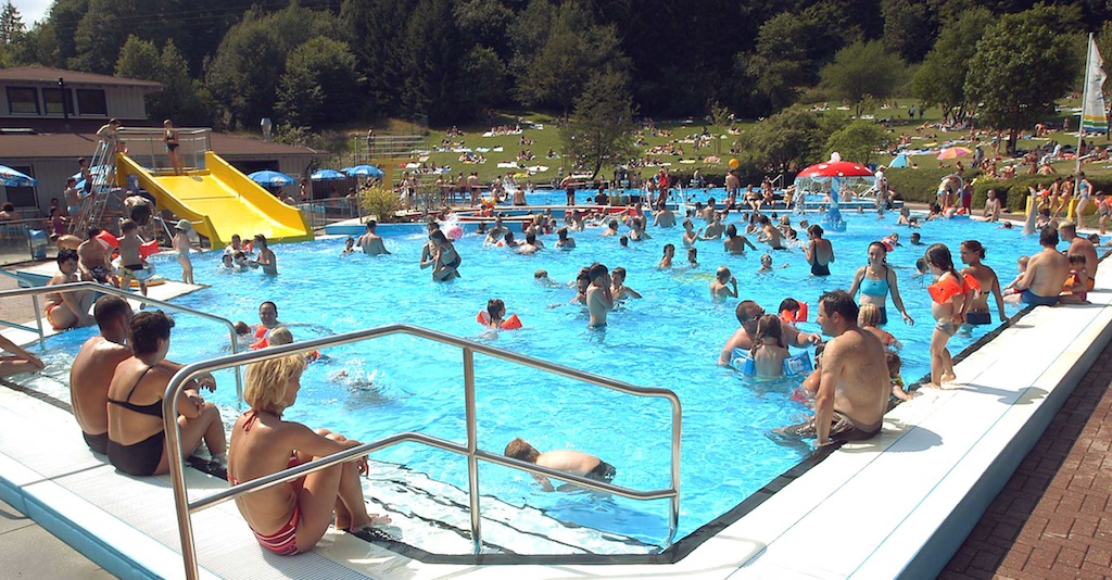 Ahr 2Freibad Kempenich