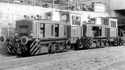 Dieselloks D2 und D1 (Bild: Andreas Wildeman/IBS-Archiv)